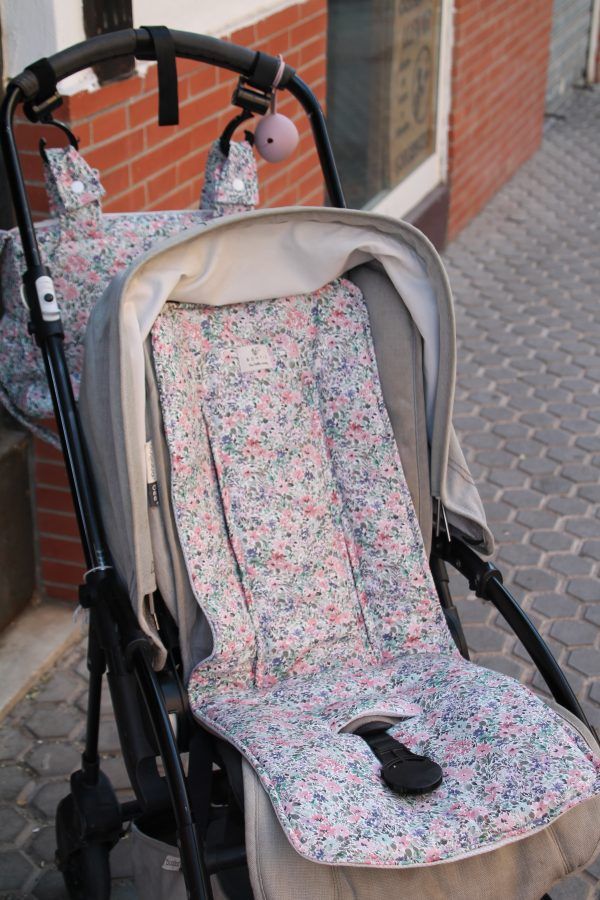 Colchoneta silla de paseo ligera Juliette Collection